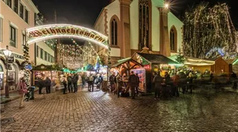 Freiburg_Weihnachtsmarkt_07.jpg